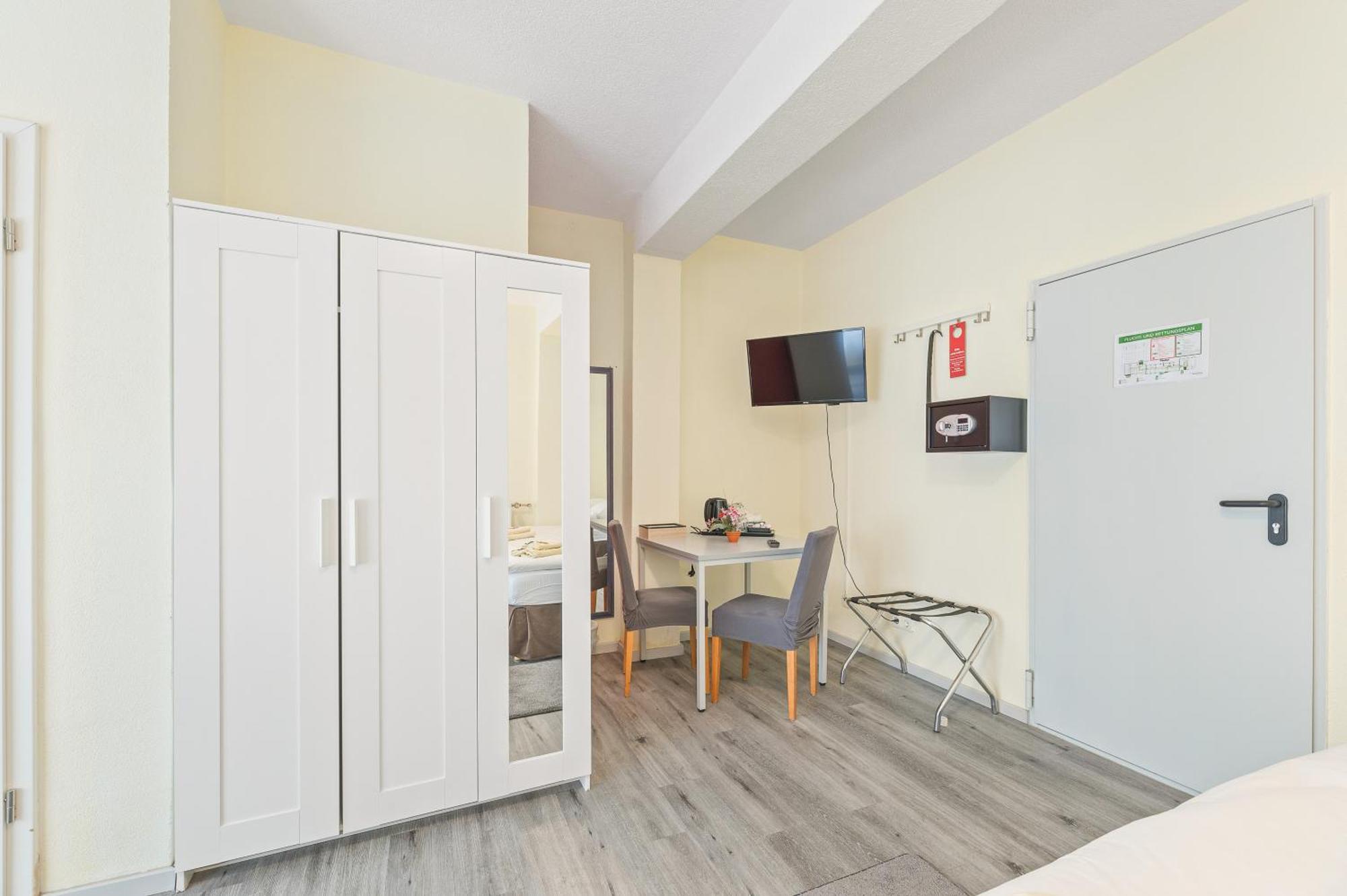 Businesshotel Lemon Suites Self Check-In Messe Airport Mit Kueche - Monteure Willkommen Neuhausen auf den Fildern Rom bilde