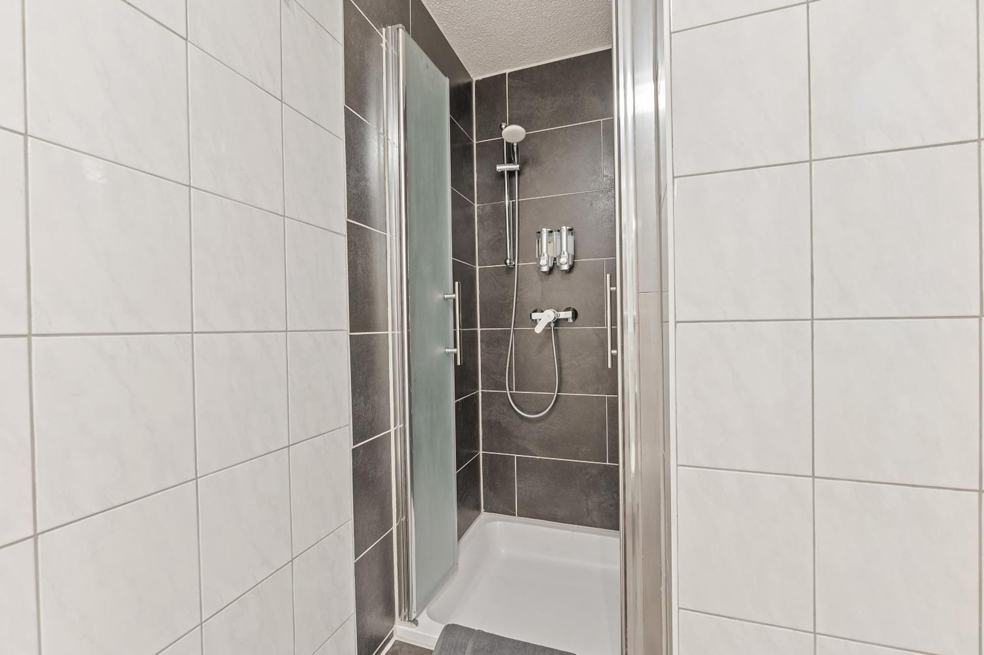 Businesshotel Lemon Suites Self Check-In Messe Airport Mit Kueche - Monteure Willkommen Neuhausen auf den Fildern Rom bilde