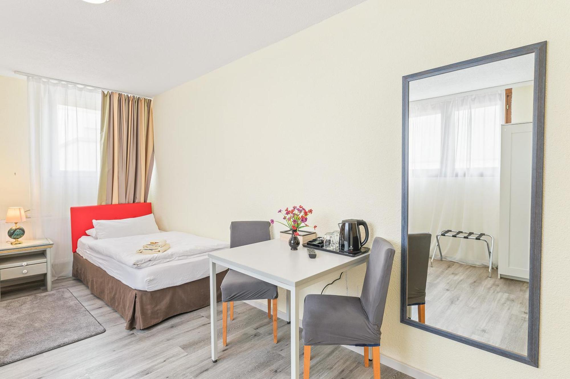 Businesshotel Lemon Suites Self Check-In Messe Airport Mit Kueche - Monteure Willkommen Neuhausen auf den Fildern Rom bilde