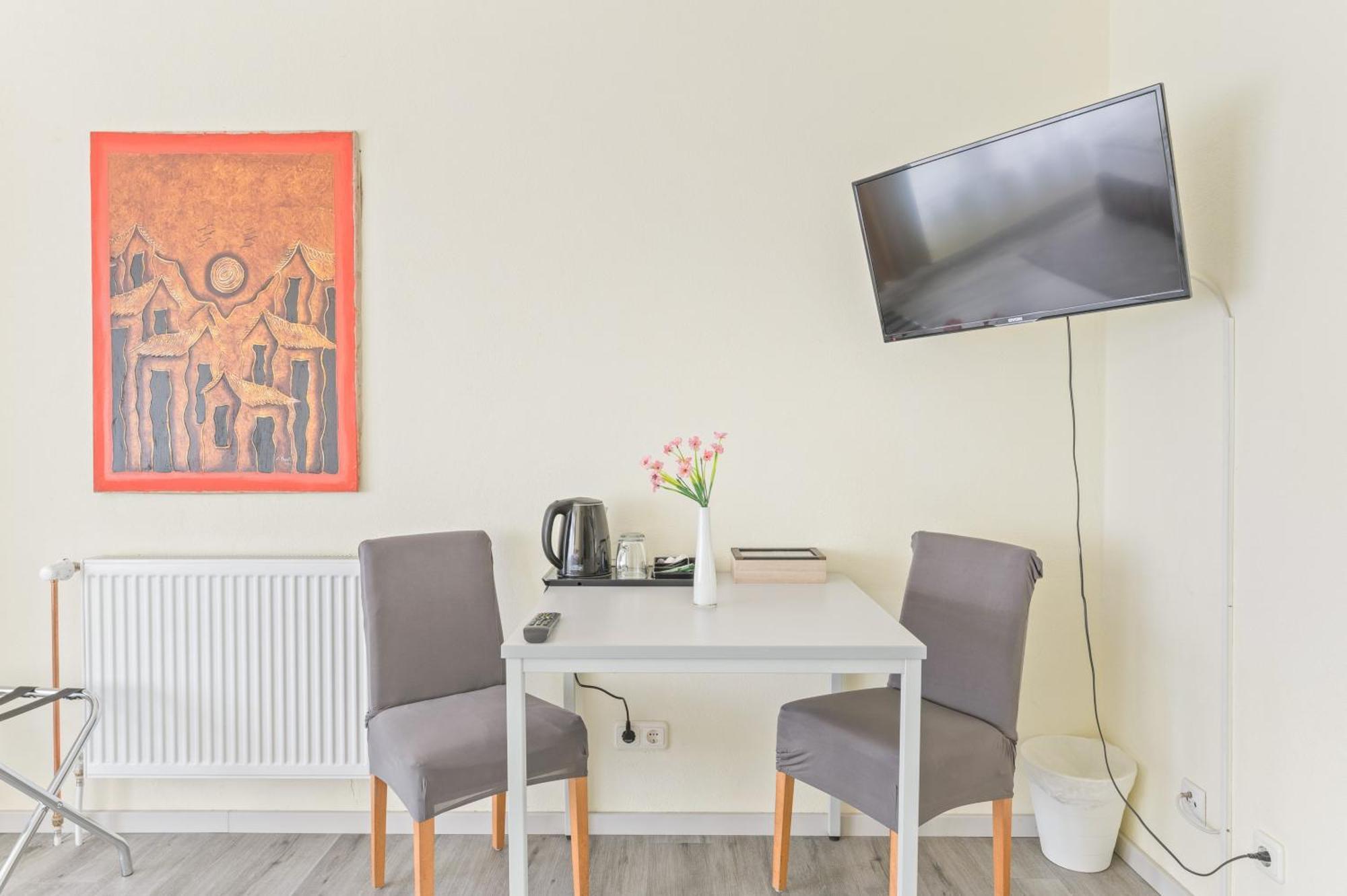 Businesshotel Lemon Suites Self Check-In Messe Airport Mit Kueche - Monteure Willkommen Neuhausen auf den Fildern Rom bilde